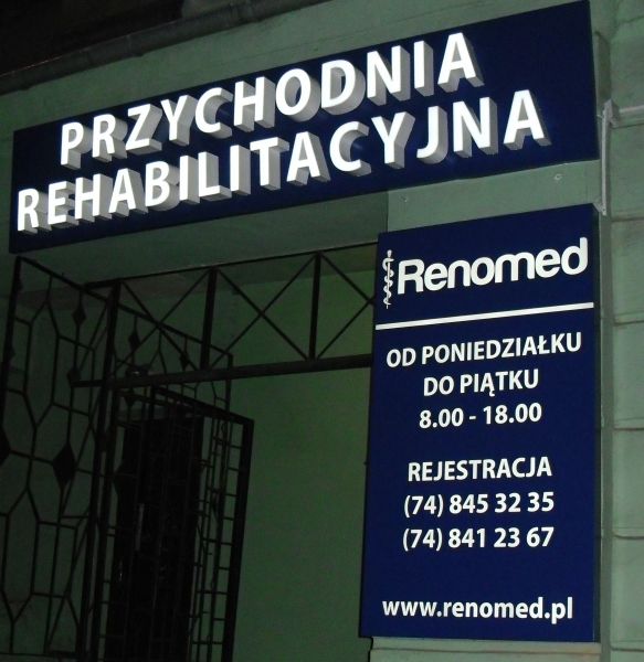 Kaseton świetlny przychodni