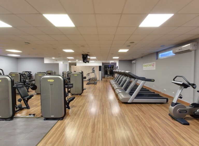 Jak reklamować klub fitness lub siłownię, aby zdobyć nowych członków?